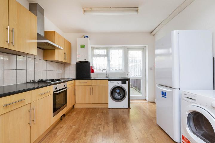 Modern House Geary Road, Dollis Hill